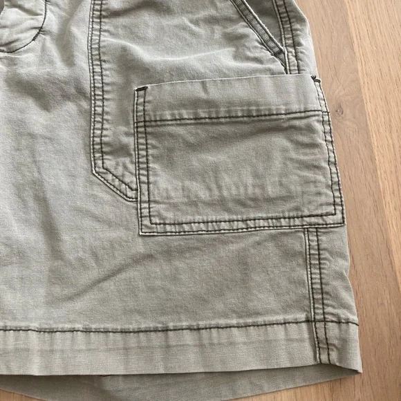 Hei Hei The Wanderer Cargo Shorts Sz 28 - Picture 3 of 7